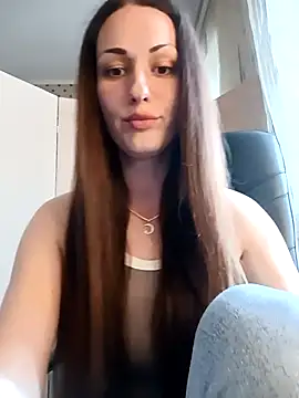 LunaCrystall online show from 05-02-26, 03:50