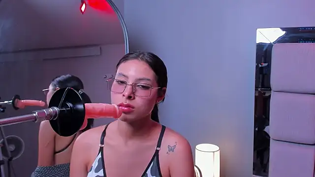 Lia owenss online show from 03-14-26, 07:19