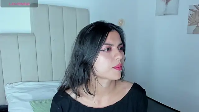 Snapshot of Zoee_Kravitz chatting on 05-13-26, 12:19 Zoee Kravitz online show from 05-13-26, 12:19