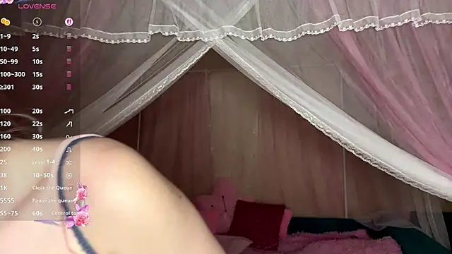 OnlyEva1 online show from 04-05-26, 08:11