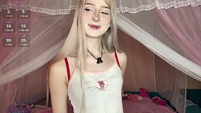 Snapshot of OnlyEva1 chatting on 05-25-26, 08:42 OnlyEva1 online show from 05-25-26, 08:42