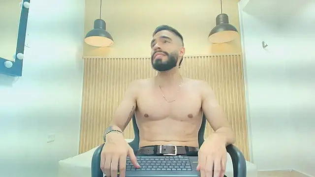 JEAN LEWIS2 online show from 03-26-26, 07:41