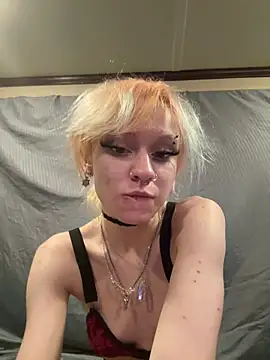 Snapshot of simplyobsessedwher chatting on 03-15-26, 12:38 simplyobsessedwher online show from 03-15-26, 12:38