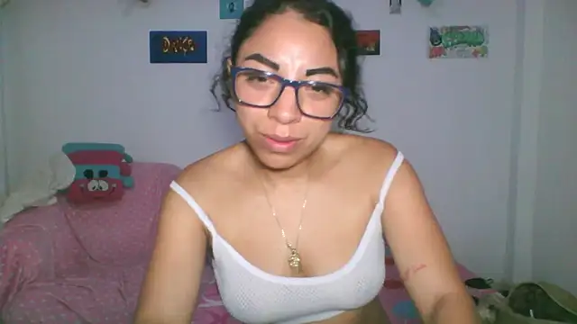 Snapshot of nataliesweet_22 chatting on 03-16-26, 10:36 nataliesweet 22 online show from 03-16-26, 10:36