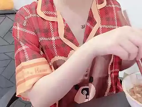 hunhun122 online show from 04-15-26, 05:36