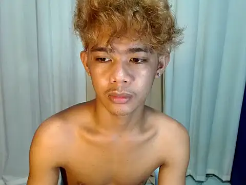 Snapshot of boynextdoorjosh chatting on 05-10-26, 07:13 boynextdoorjosh online show from 05-10-26, 07:13