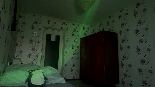 AnnaWasp online show from 03-16-26, 04:07