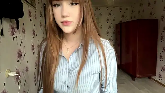 AnnaWasp online show from 05-18-26, 04:18