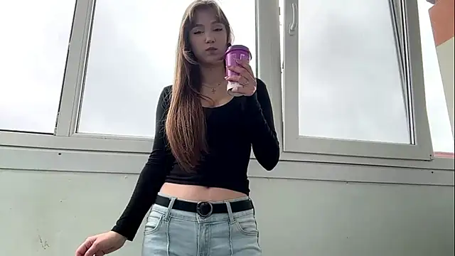 AnnaWasp online show from 06-19-26, 05:23