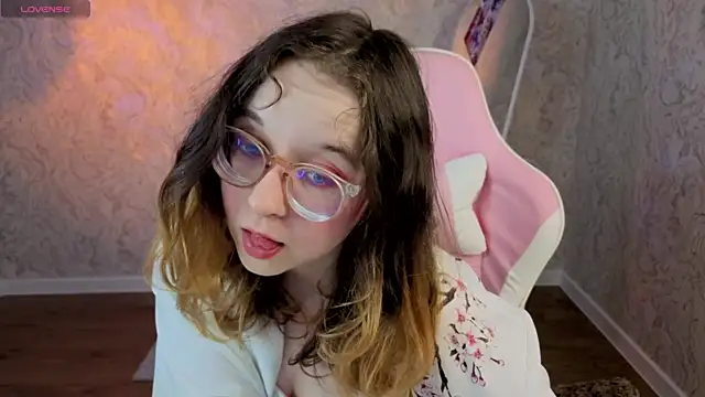 Aleks-caster online show from 04-22-26, 09:33