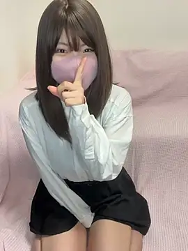 Snapshot of ichigonoiichan chatting on 04-02-26, 11:57 ichigonoiichan online show from 04-02-26, 11:57