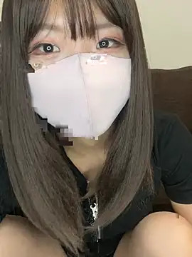 Snapshot of ichigonoiichan chatting on 04-17-26, 12:46 ichigonoiichan online show from 04-17-26, 12:46