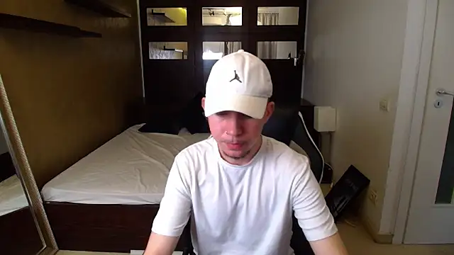 KrewVaughn online show from 03-17-26, 06:39