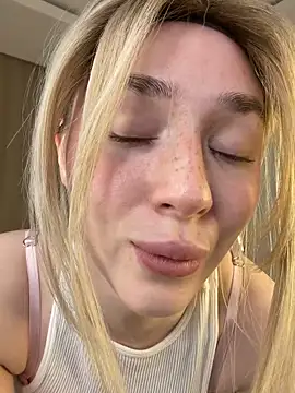 Snapshot of KittiLin chatting on 03-13-26, 09:10 KittiLin online show from 03-13-26, 09:10