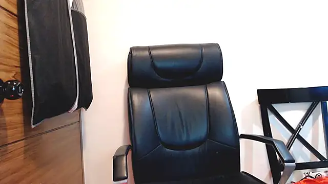 horsemeatcock ellison online show from 04-14-26, 04:35