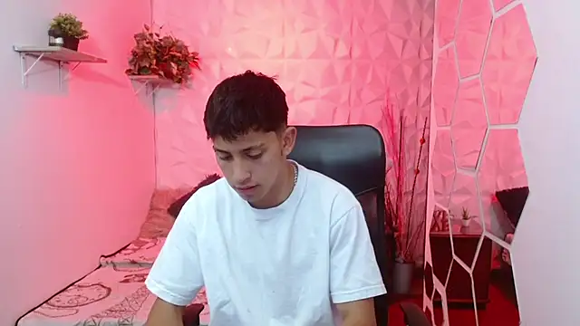 Kei 23 online show from 03-25-26, 11:38