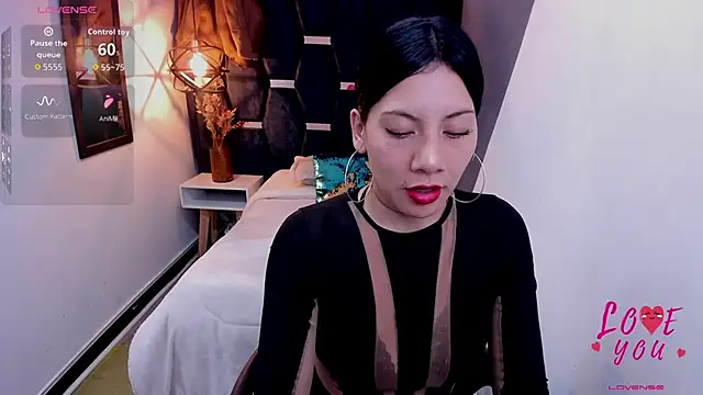 Snapshot of Abril_Fox__ chatting on 06-01-26, 07:37 Abril Fox online show from 06-01-26, 07:37