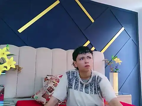 NikiEvanz online show from 04-24-26, 08:11