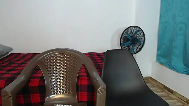 Snapshot of MichellDeLaTorre69 chatting on 06-04-26, 09:21 MichellDeLaTorre69 online show from 06-04-26, 09:21