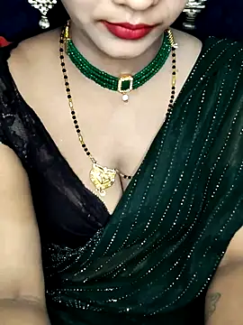 Snapshot of Hot_lady234 chatting on 05-01-26, 04:11 Hot lady234 online show from 05-01-26, 04:11