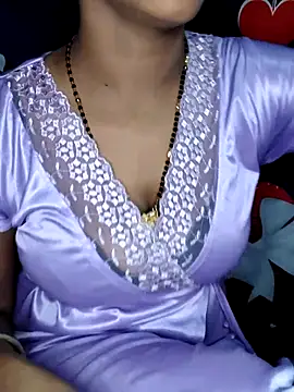 Snapshot of Hot_lady234 chatting on 05-02-26, 04:17 Hot lady234 online show from 05-02-26, 04:17