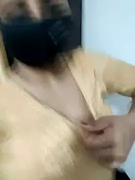 hot8178 online show from 03-27-26, 04:40