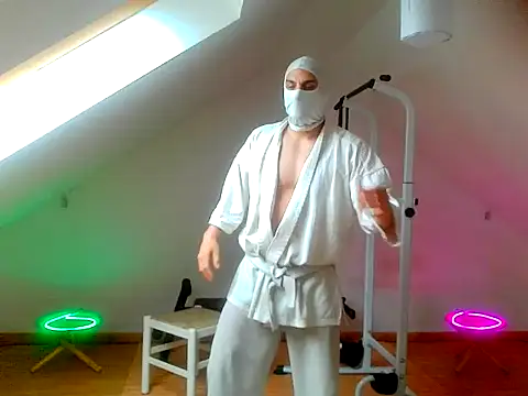 NinjaLaser online show from 04-15-26, 11:28