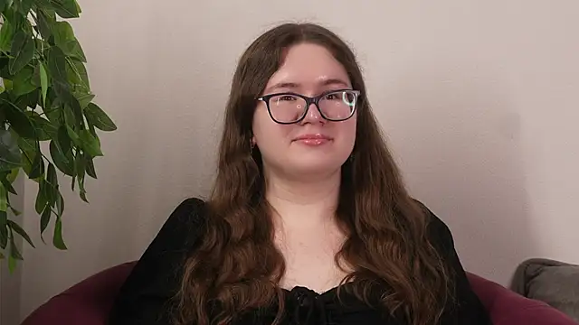 LinseyBellisario online show from 03-18-26, 07:33