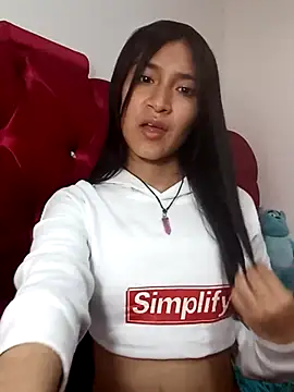 KarolaMendez online show from 04-08-26, 05:46