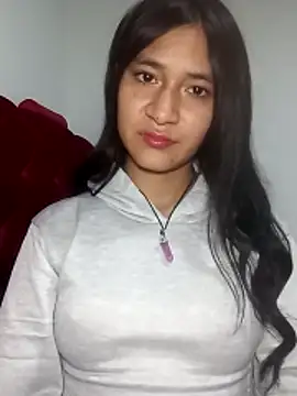 Snapshot of KarolaMendez chatting on 05-17-26, 03:15 KarolaMendez online show from 05-17-26, 03:15