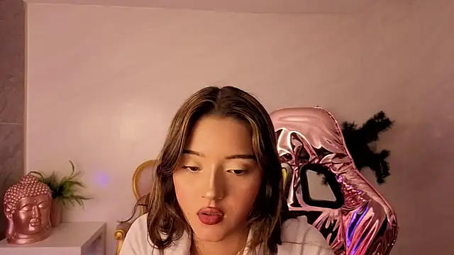 Snapshot of veronicaa_s chatting on 06-10-26, 08:41 veronicaa s online show from 06-10-26, 08:41