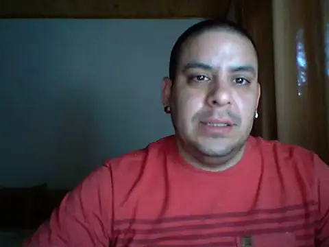 Snapshot of Matiasadventurexxx chatting on 06-04-26, 08:37 Matiasadventurexxx online show from 06-04-26, 08:37