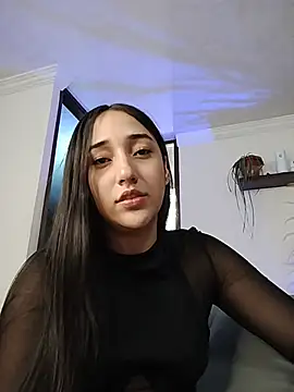 isabellaHill2 online show from 04-24-26, 07:11