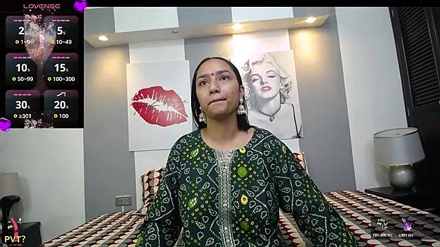 Snapshot of shakti_moumita chatting on 04-12-26, 02:11 shakti moumita online show from 04-12-26, 02:11