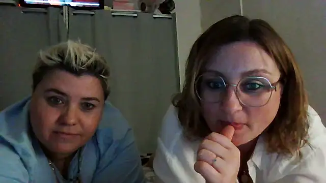 Snapshot of duotroublant chatting on 03-12-26, 09:54 duotroublant online show from 03-12-26, 09:54