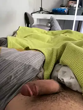 hardboii00 online show from 04-16-26, 04:13