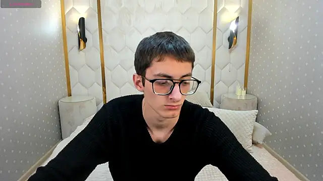 RonBevs online show from 06-10-26, 08:19