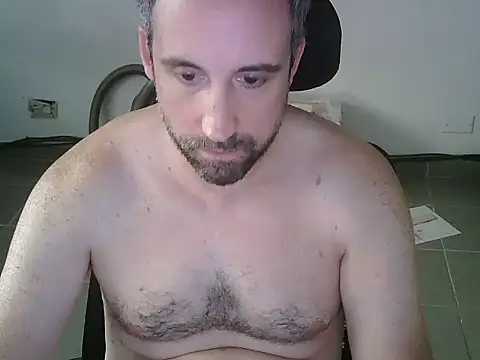 Snapshot of ManVerySexual chatting on 03-18-26, 05:05 ManVerySexual online show from 03-18-26, 05:05