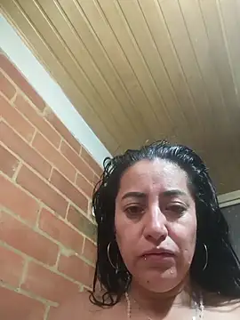 Snapshot of Alexandrina chatting on 06-08-26, 02:17 Alexandrina online show from 06-08-26, 02:17
