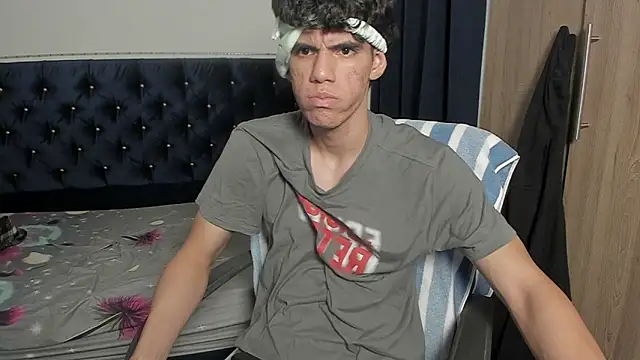 Josy 11 online show from 04-27-26, 02:42