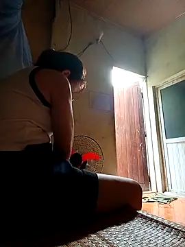 Lyly22x online show from 04-26-26, 01:58