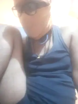 Snapshot of bodymassage455 chatting on 03-20-26, 05:07 bodymassage455 online show from 03-20-26, 05:07