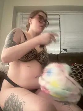 Naughtykitten199 online show from 04-05-26, 09:17