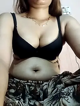 Snapshot of saniya_008 chatting on 05-16-26, 10:36 saniya 008 online show from 05-16-26, 10:36