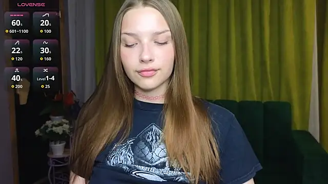Snapshot of DariaAngels chatting on 05-29-26, 05:33 DariaAngels online show from 05-29-26, 05:33