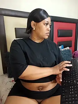 ShavePussyFatAssxx online show from 08-07-26, 07:43