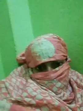 nidhiyadav00 online show from 04-10-26, 07:18