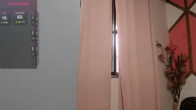 Snapshot of Belinda_lane chatting on 07-31-26, 11:53 Belinda lane online show from 07-31-26, 11:53