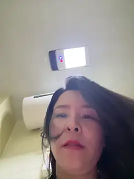 Snapshot of AIone_se chatting on 05-24-26, 04:01 AIone se online show from 05-24-26, 04:01