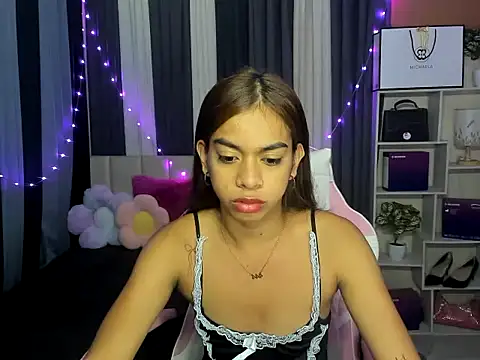 Snapshot of BigCockErich chatting on 07-29-26, 05:22 BigCockErich online show from 07-29-26, 05:22